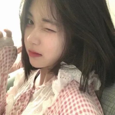 轻蔑海报
